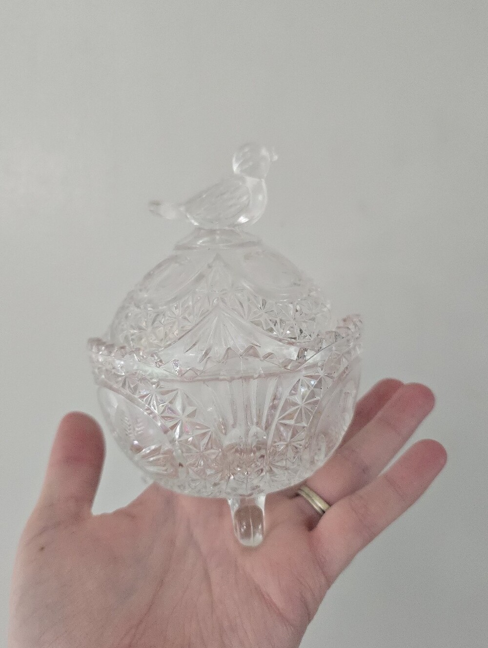 THE BYRDES COLLECTION BY HOFBAUER SMALL 3 FOOTED GLASS CANDY DISH WITH LID *read - Picture 2 of 7